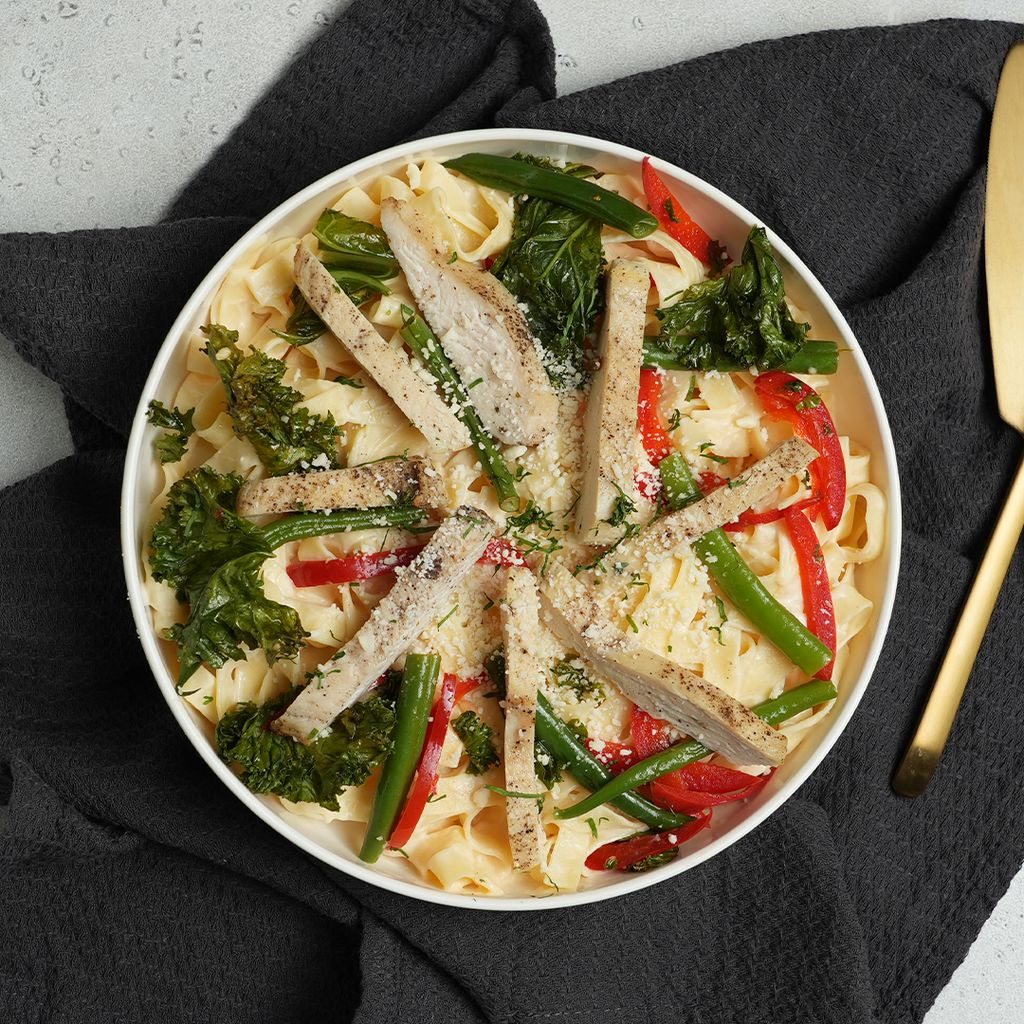 Chicken Alfredo with Garlic Greens High Protein