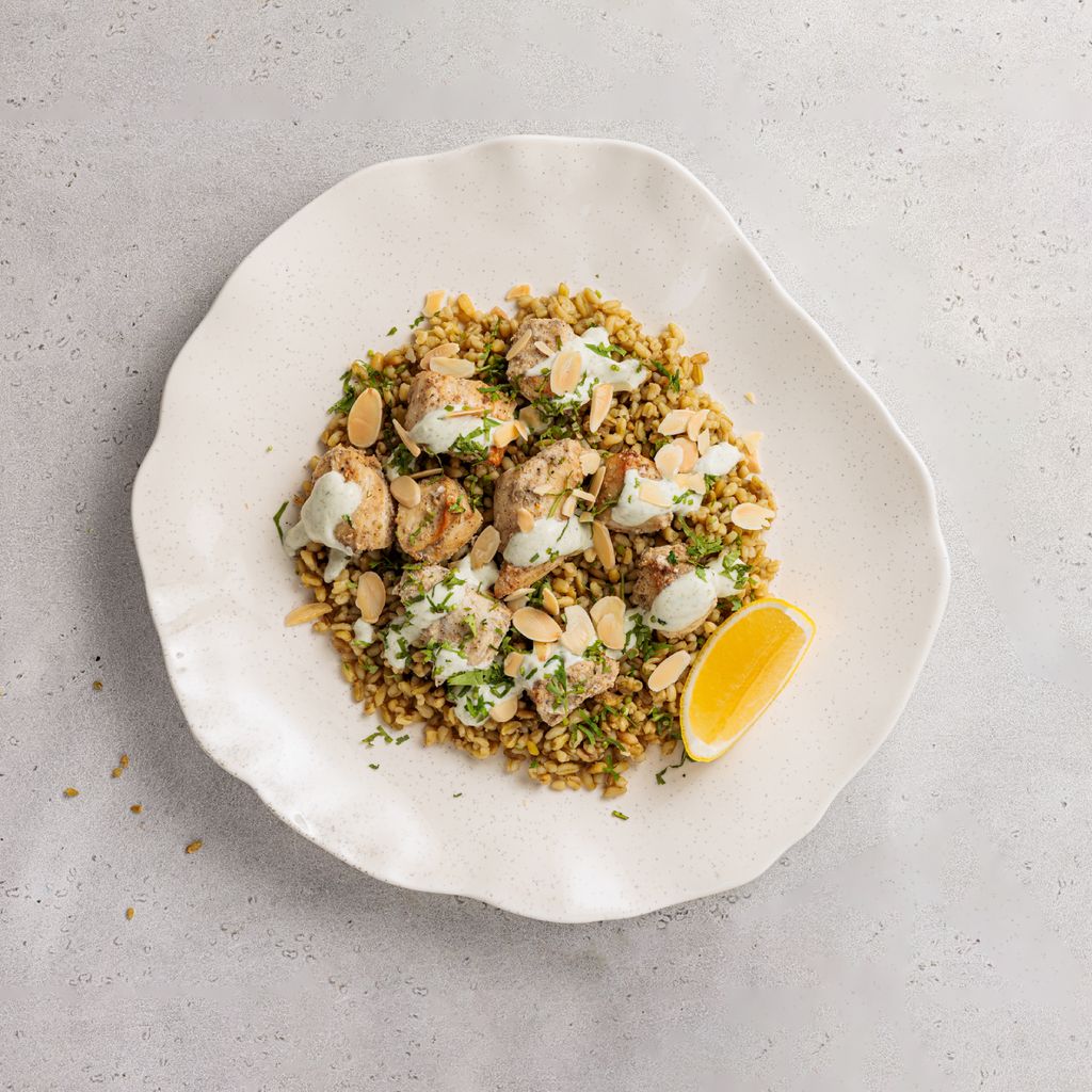 فريكة الدجاج بالكزبرة