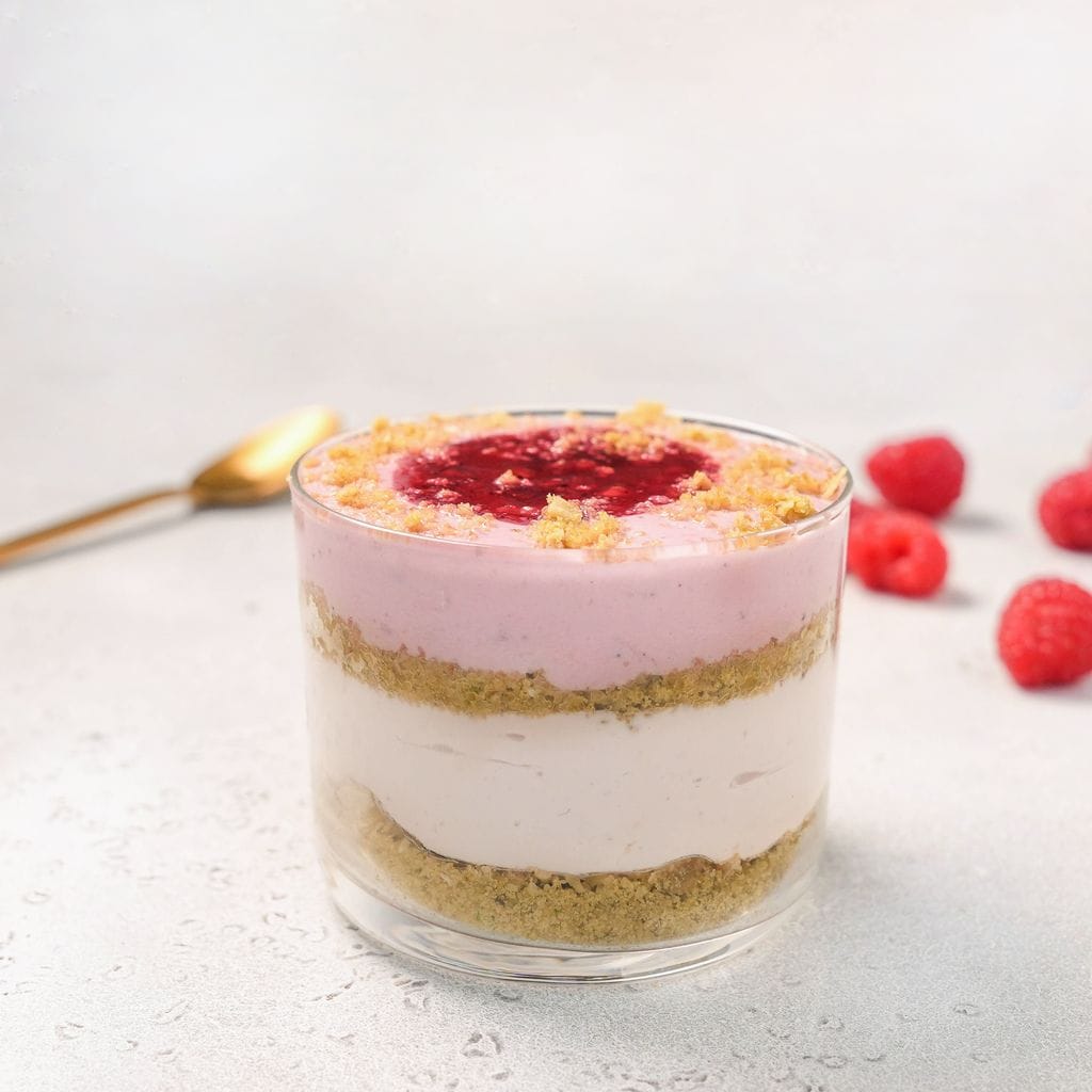Berries Pistachio Cheesecake
