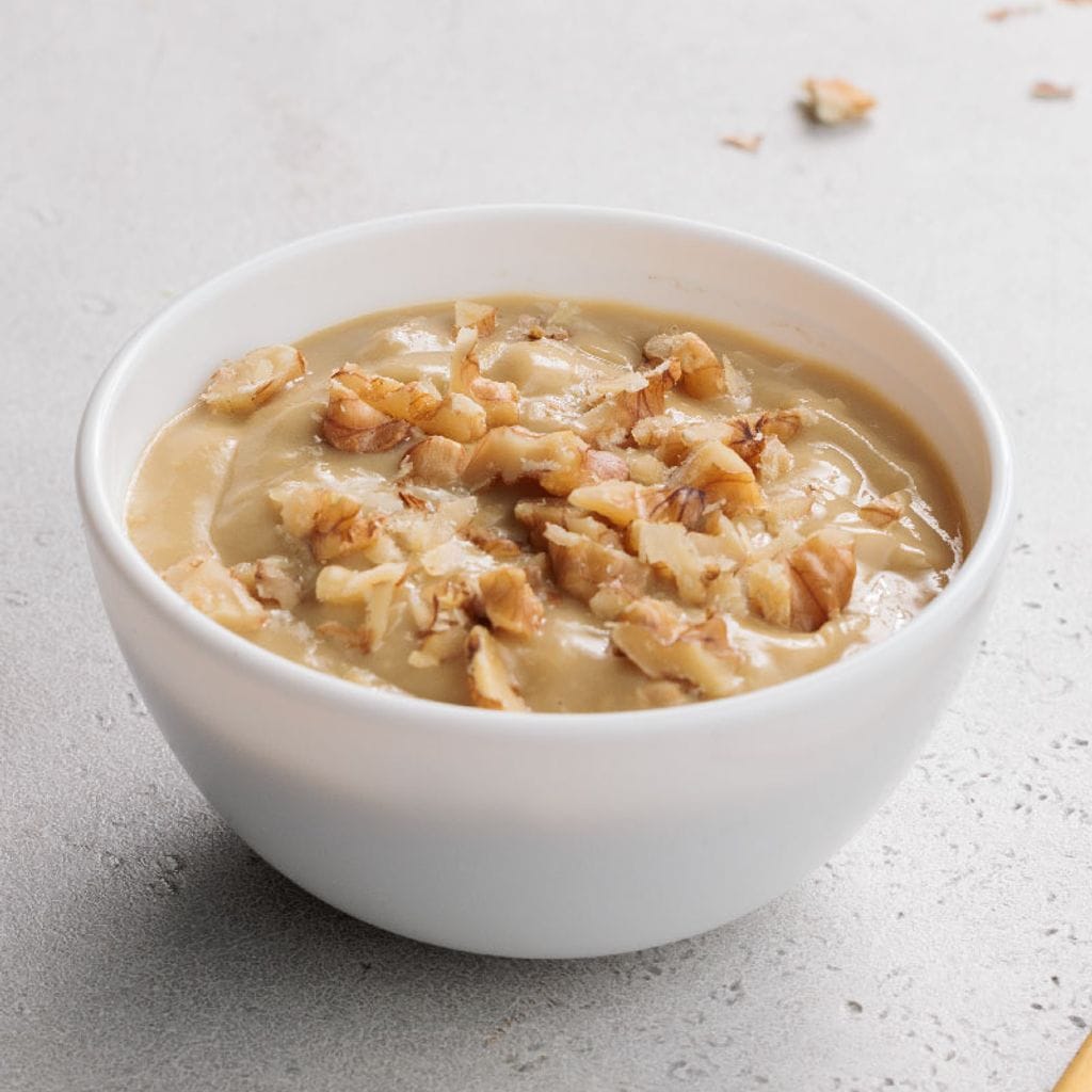 Vanilla Pudding with Walnuts