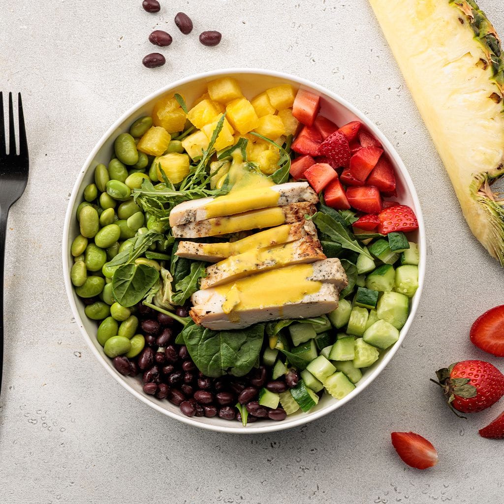 سلطة الخضروات الاستوائية