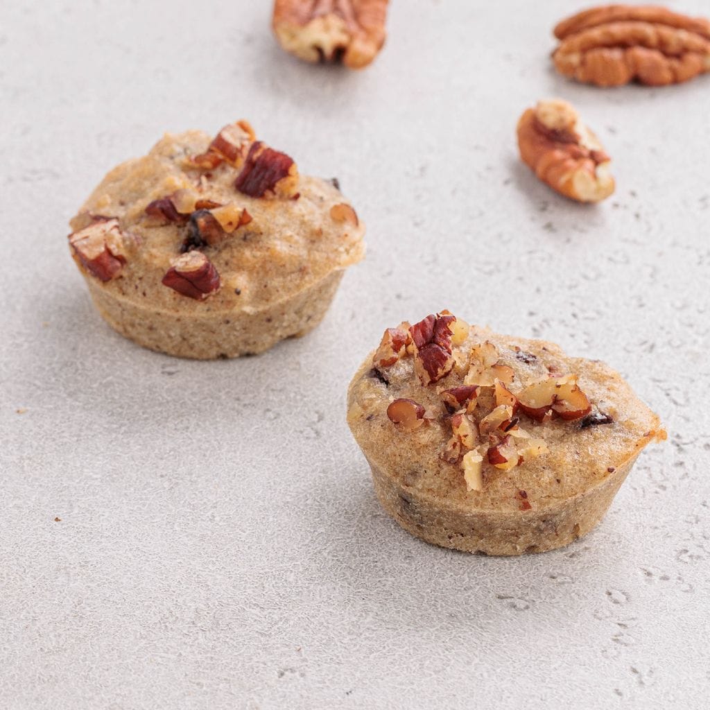 بايتس الشوفان المخبوزة بالشوكولاتة والبيكان