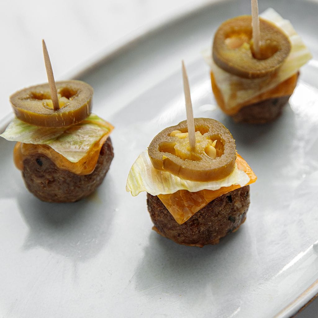 قطع كرات اللحم