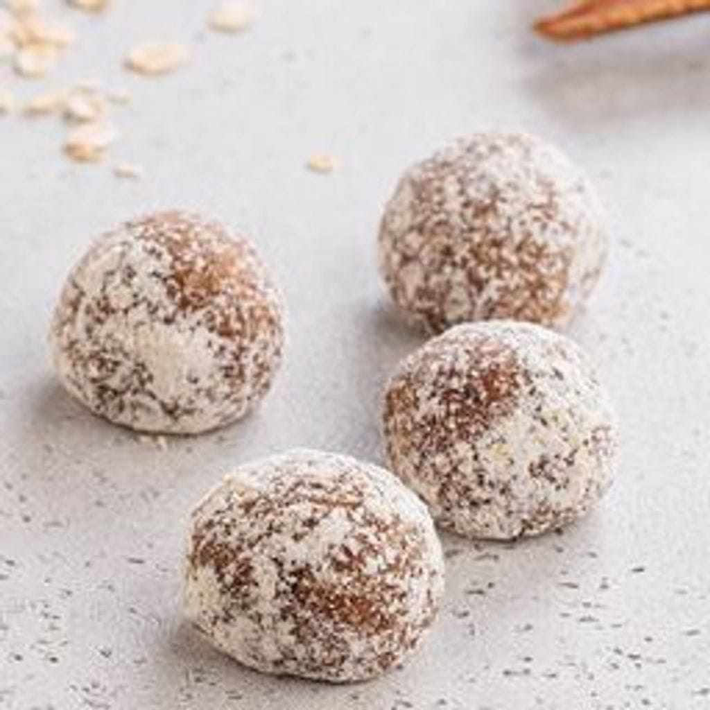 Cinnamon Protein Bites