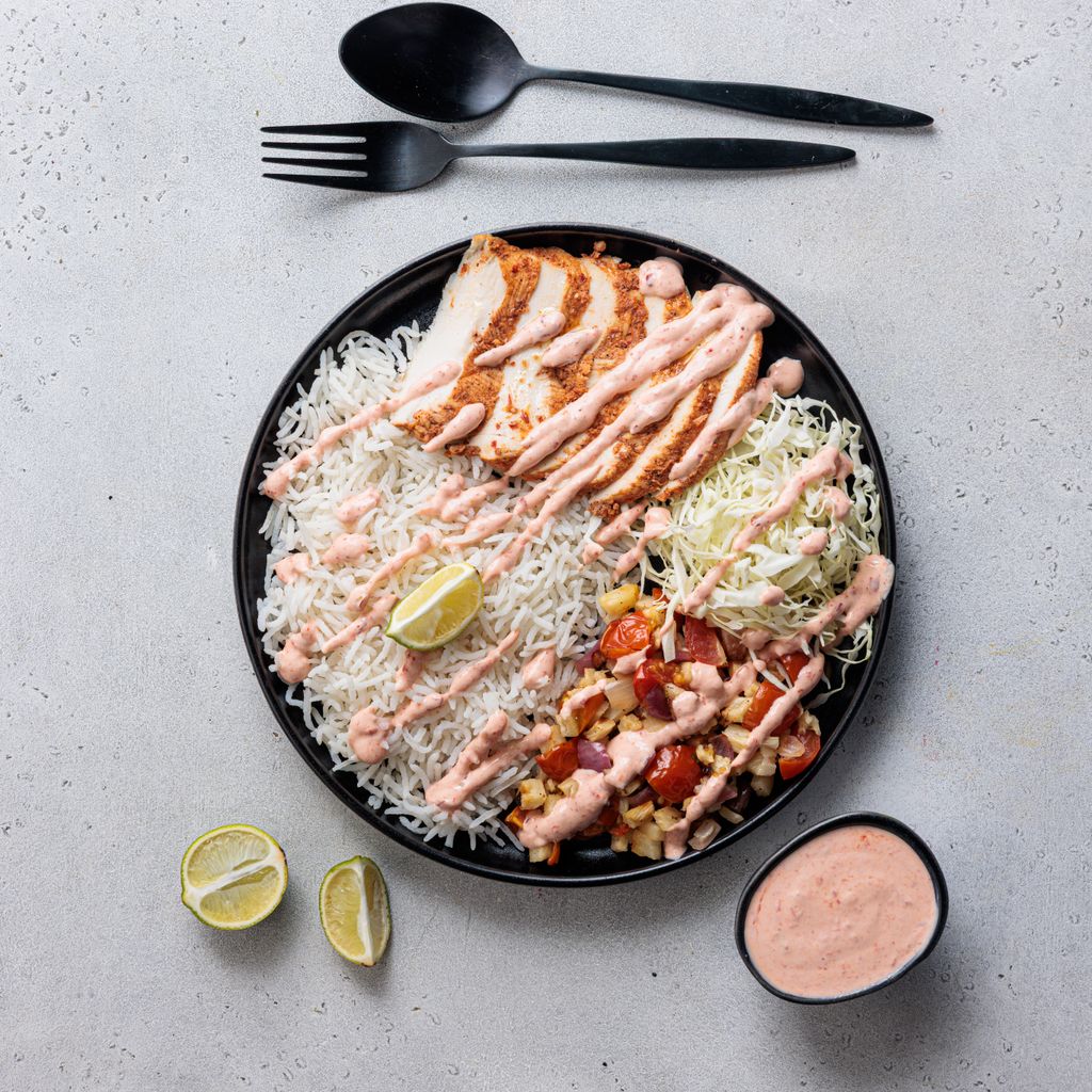 ديك رومي شيبوتلي مع صلصة وأرز غني بالبروتين